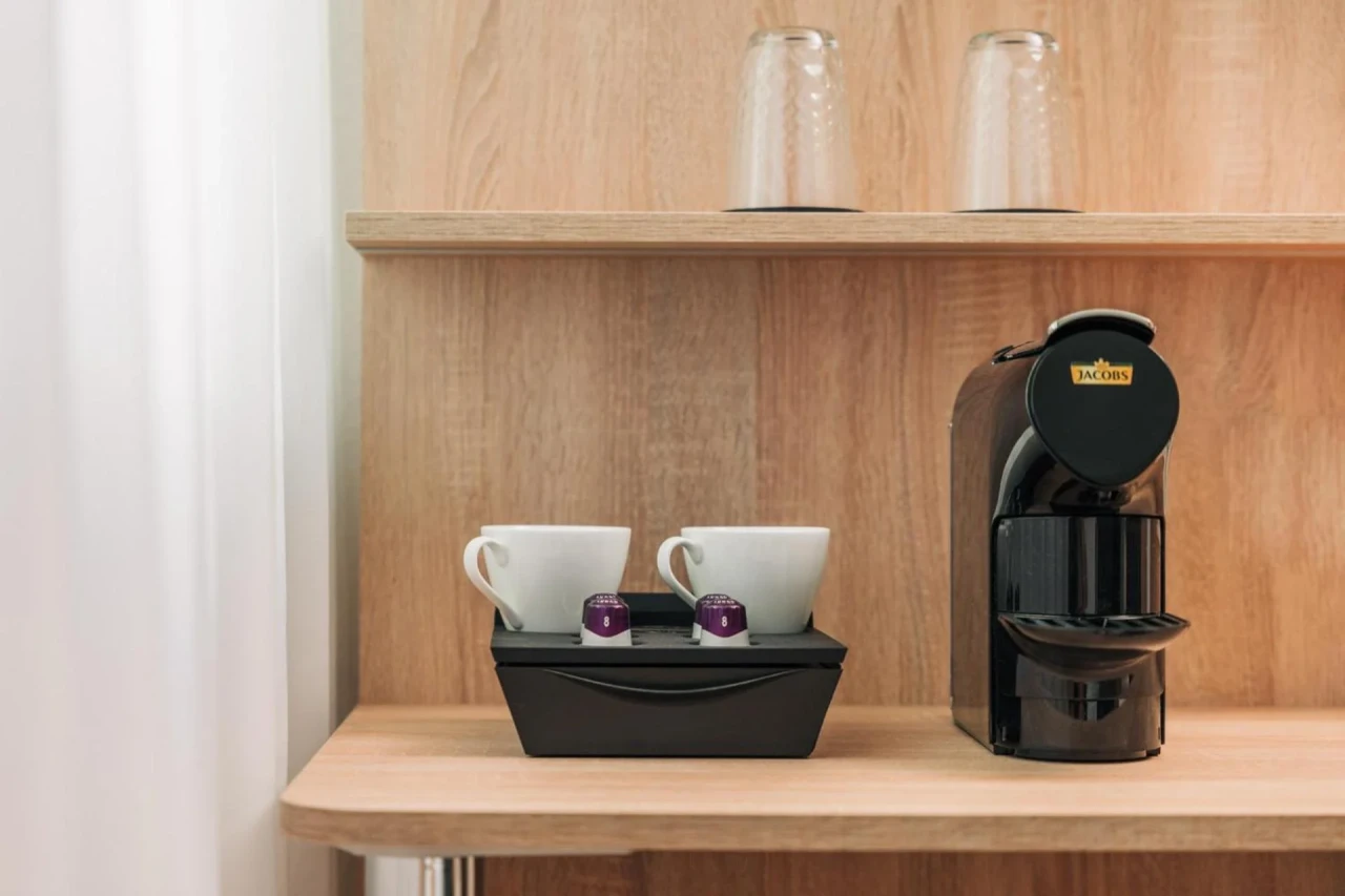 Homaris The Corner Hotel